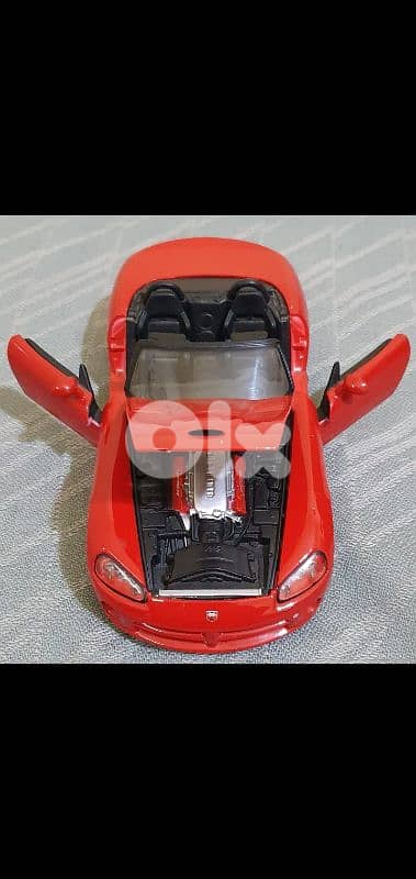 RedDodge Viper iron like new no scratches  1/24  only 15 $ b ashrafiye 1