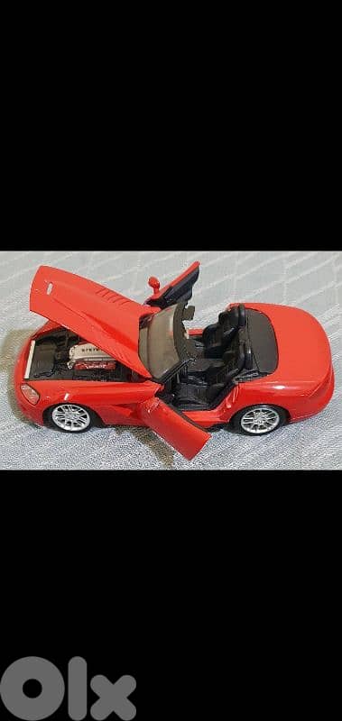 RedDodge Viper iron like new no scratches  1/24  only 15 $ b ashrafiye 2