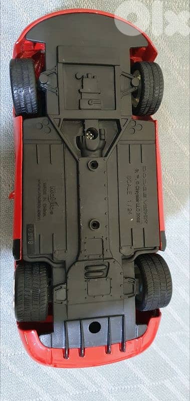 RedDodge Viper iron like new no scratches  1/24  only 15 $ b ashrafiye 8