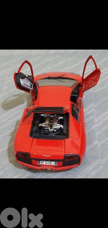 Red Lamborghini iron like new no scratches 1/24  only 17 $ b ashrafiye 2