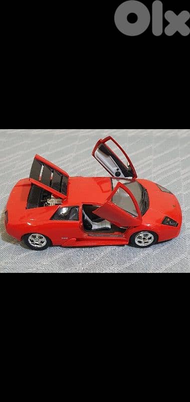 Red Lamborghini iron like new no scratches 1/24  only 17 $ b ashrafiye 3