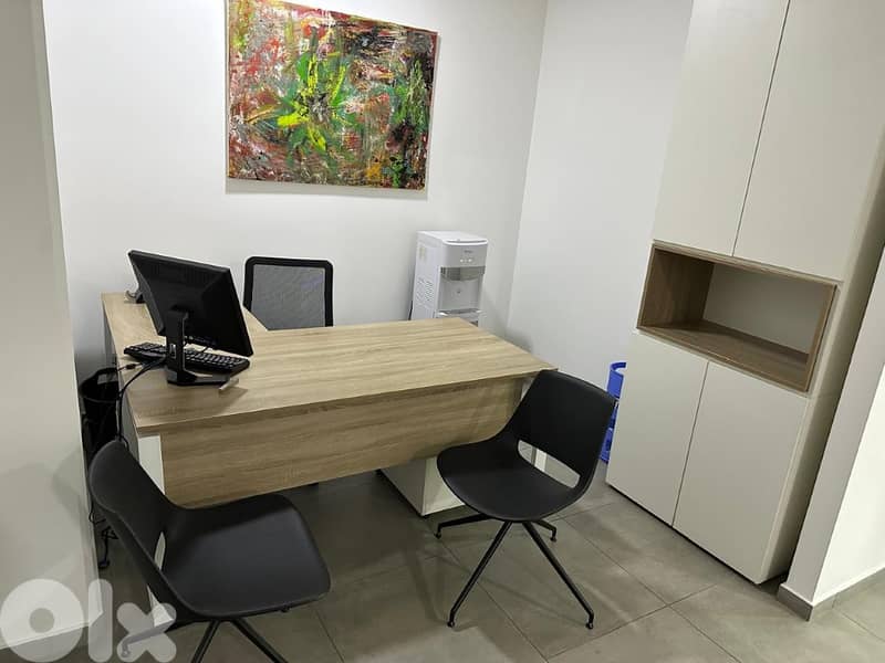 100 Sqm | Office Fo Rent In Horch Tabet | Panoramic City View 0