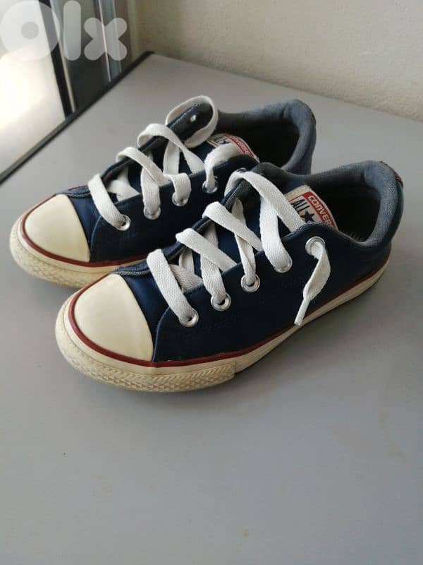 Converse leather 1
