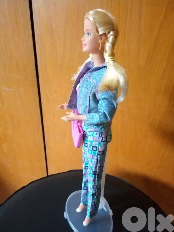 WALKING BARBIE from a set Baby Sister Krissy Rare Mattel 99 Great doll 7