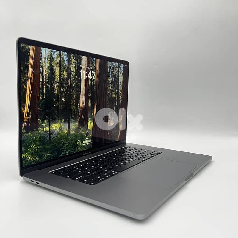 5364-Laptop Apple Macbook Pro 2019 Core i9 9980HK 9Th Gen 4