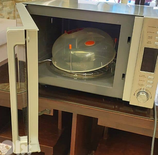 Kenwood Microwave Oven With Grill 2