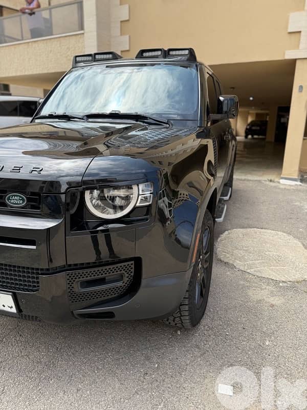 Land Rover Defender 2020 0