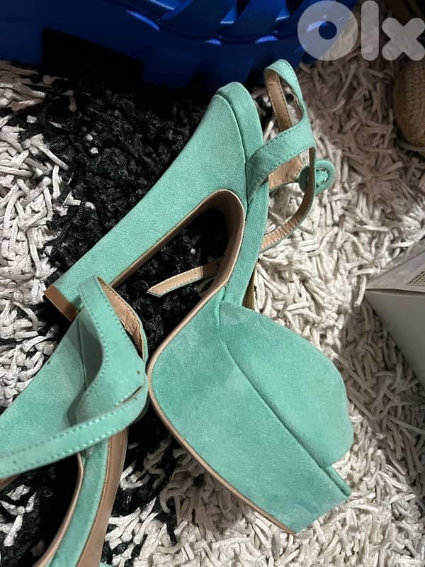 Heels Aqua 2