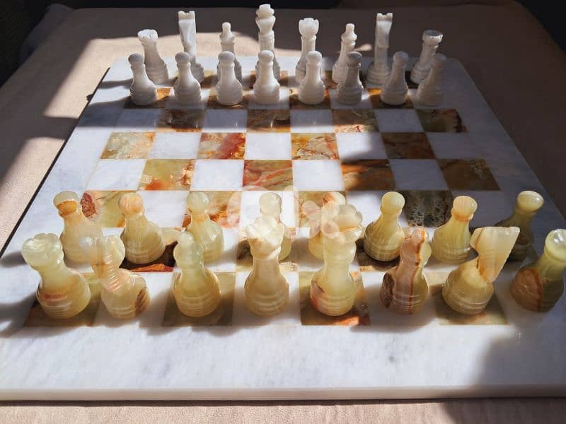 Original Natural Onyx Chess for Decoration & fun 0