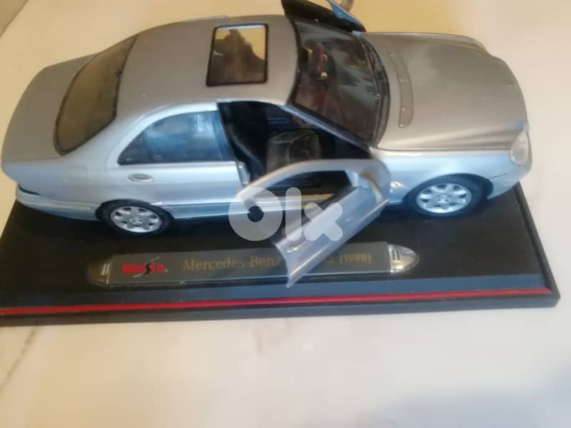 Mercedes Benz S-class 1998 by Maisto  Diecast 1/18 1