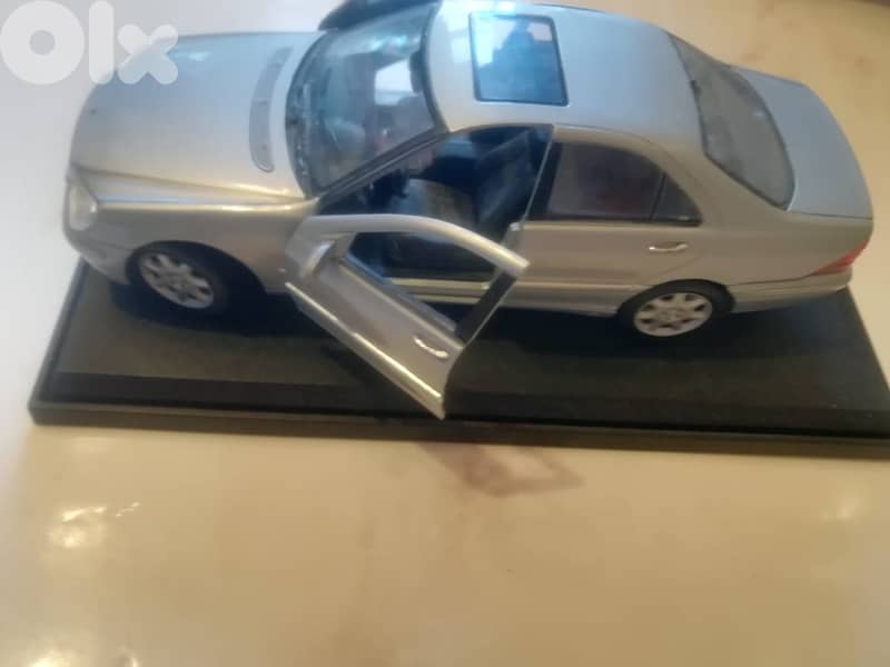 Mercedes Benz S-class 1998 by Maisto  Diecast 1/18 2