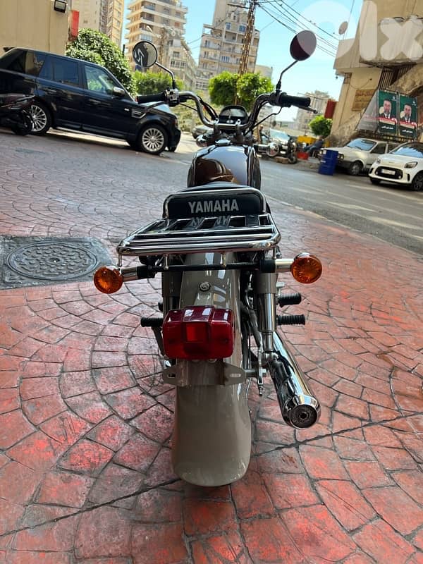 Yamaha YD 125 cc Japanese 6