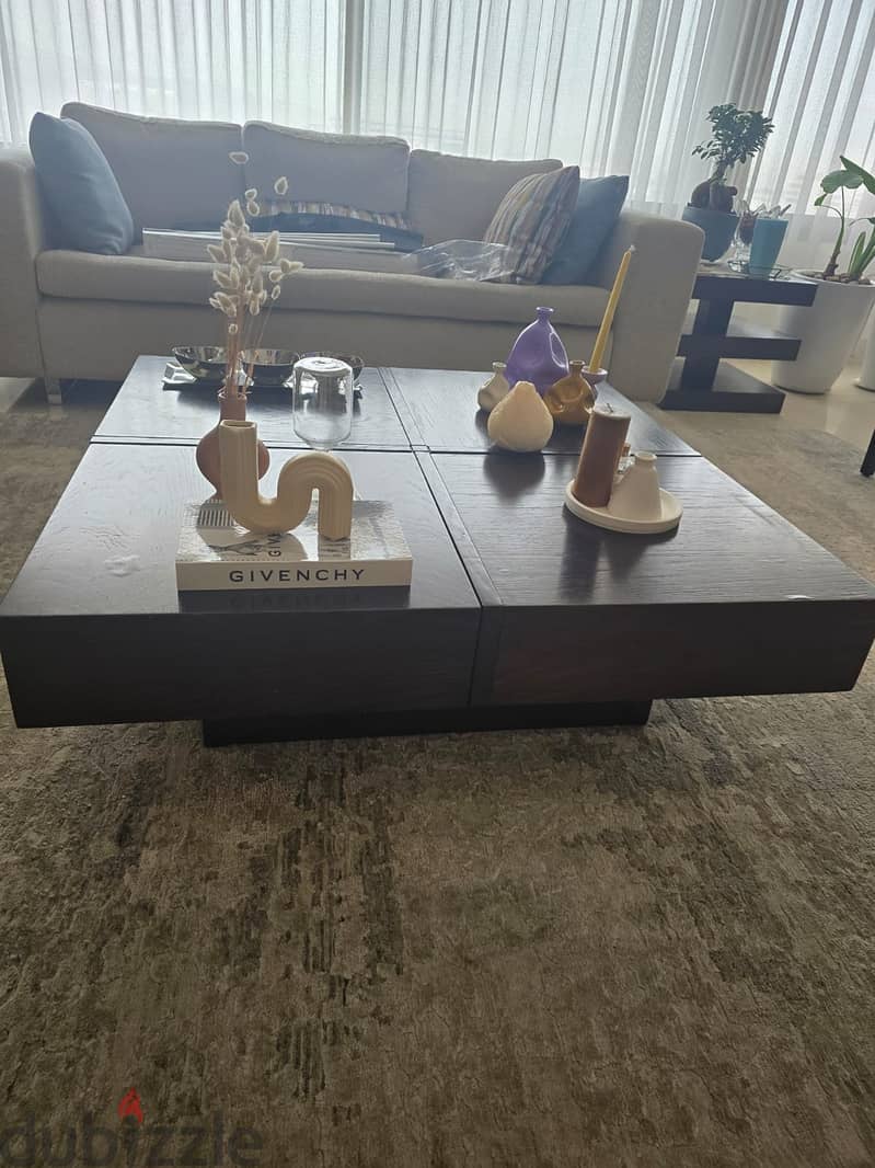 Used Living Room tables 0