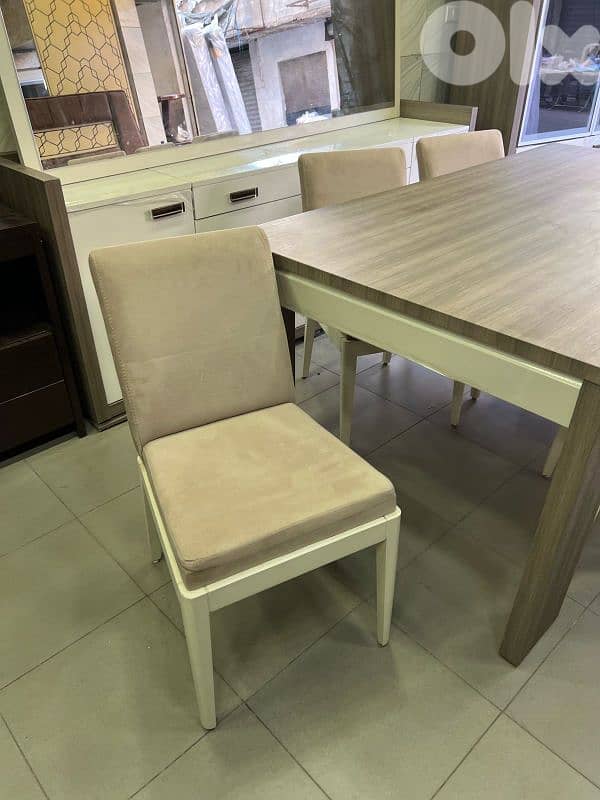 أوضة سفرة تركية رائعة شبه جديدة 3 قطع 1