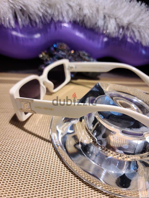 louis Vuitton Pearl White Sunglasses 1