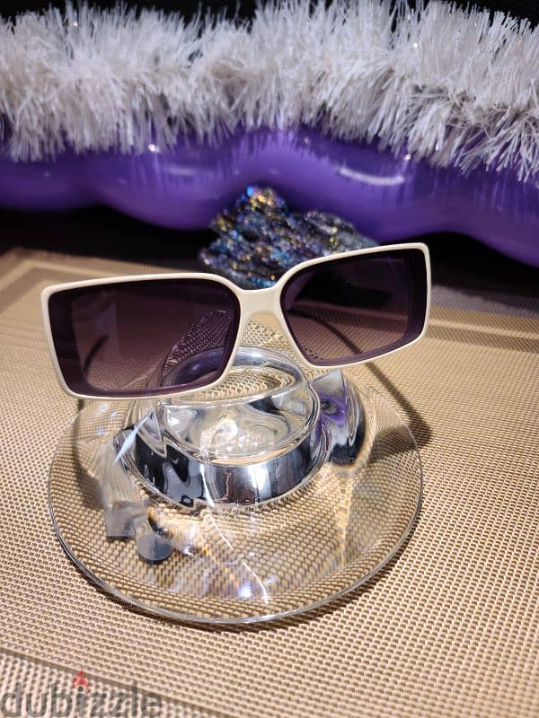 louis Vuitton Pearl White Sunglasses 2