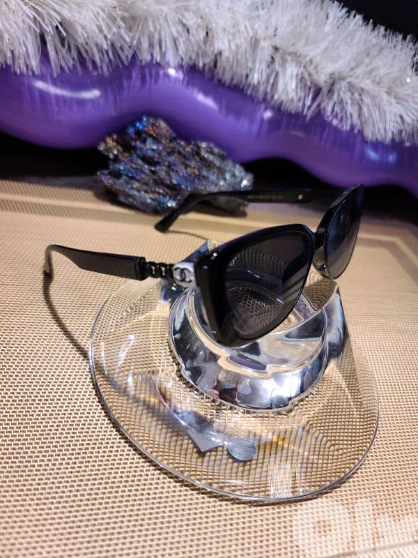 CHANEL Black Sunglasses 1