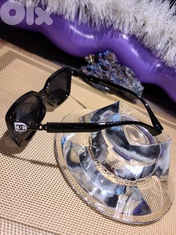 CHANEL Black Sunglasses 2
