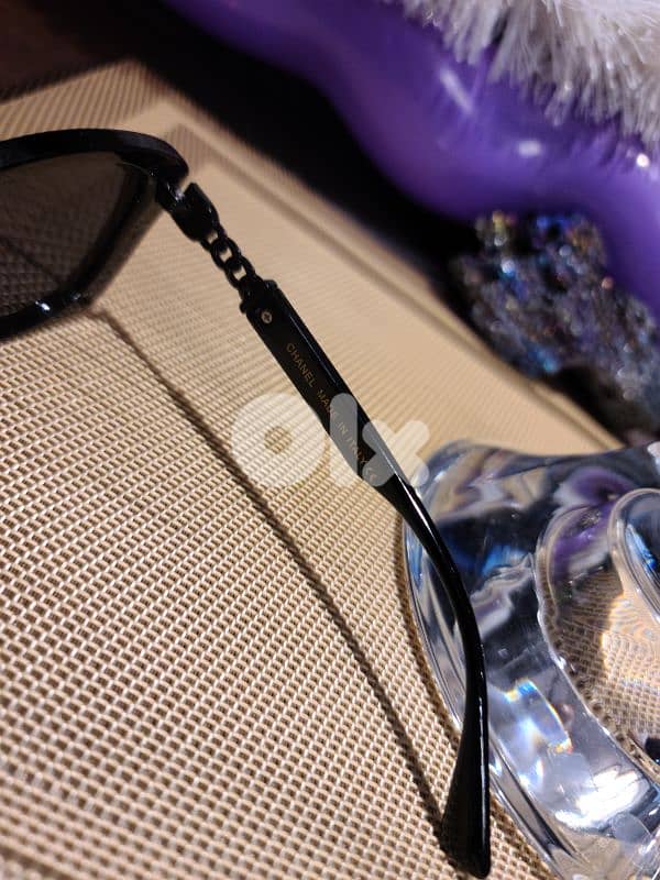 CHANEL Black Sunglasses 3
