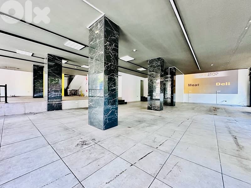 Showroom For Rent In Hamra Over 808 Sqm | صالة عرض للايجار في الحمرا 0