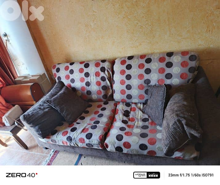 طقم صالون وغرفة جلوس مدشغل استقبال و موبيلي توب 8