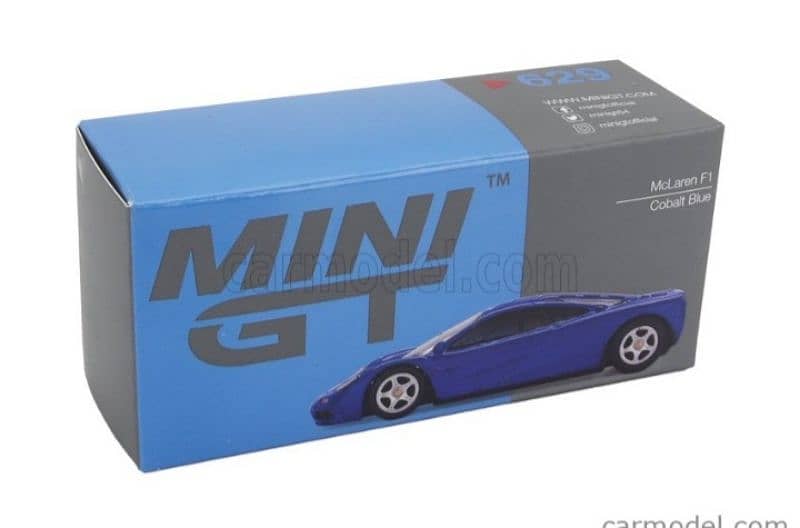 Mclaren F1 diecast car model 1;64. 3