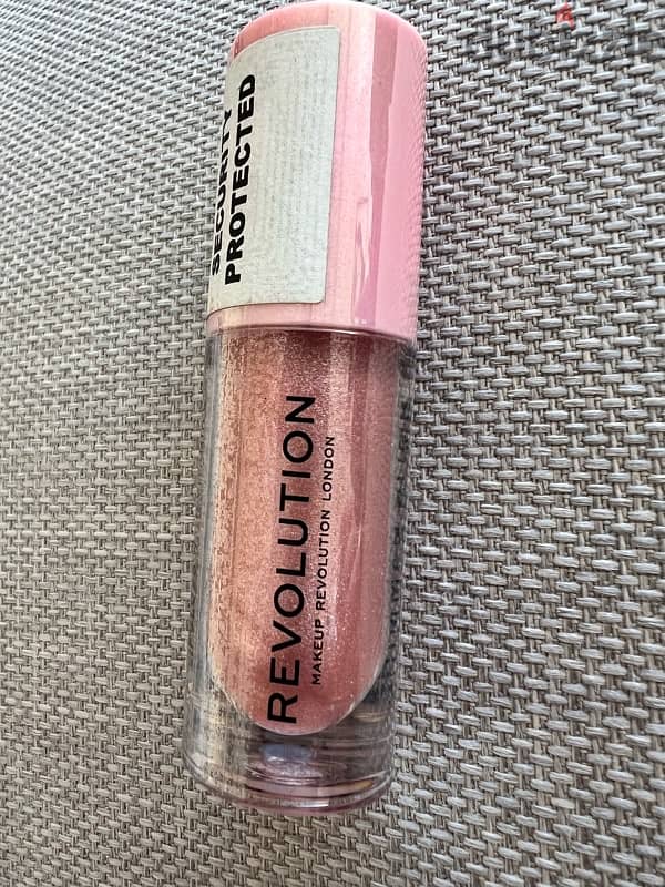 Makeup revolution lipgloss original 15