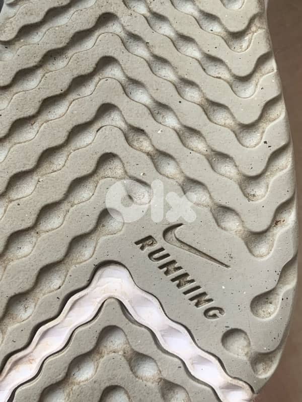 Original Nike Revolution 5 women’s running shoe 7