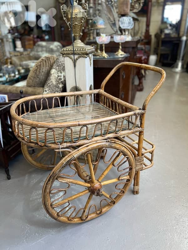 bamboo wheel service table 4