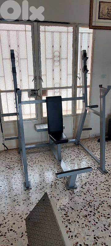 Military shoulder machine like new 0