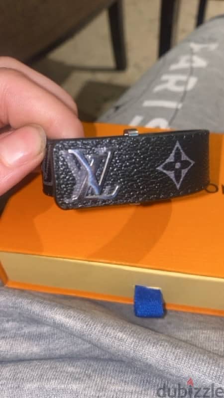 Lv bracelet 1