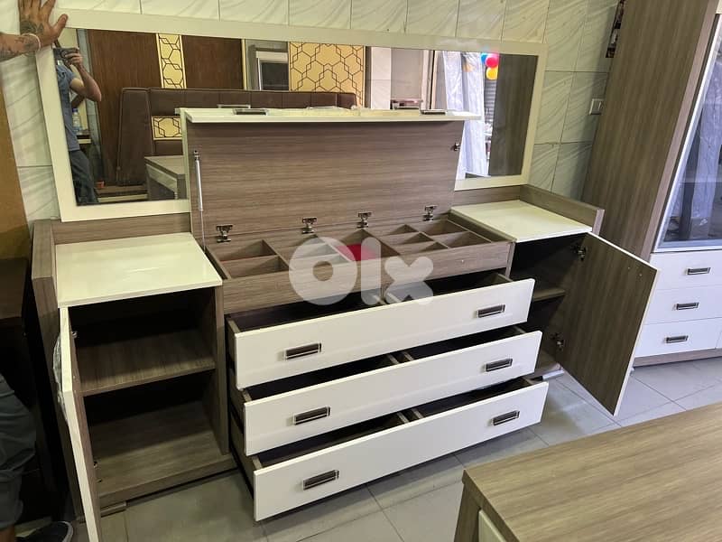 غرفة سفرة تركيا كاملة مستعملة شبه جديدة 5