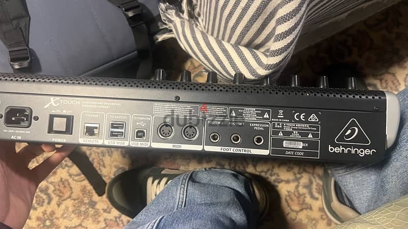 Behringer X-Touch Universal Control Surface 1
