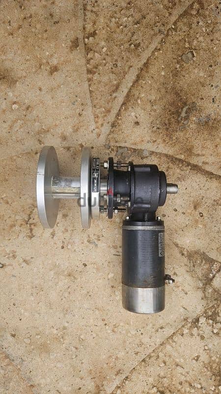 Winch IP66 Electric 12v  - Motor 2