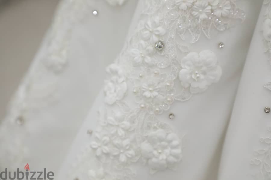 Luxury Sparkling Wedding Dress – Like New 1
