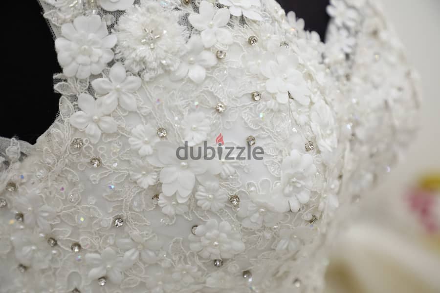 Luxury Sparkling Wedding Dress – Like New 5