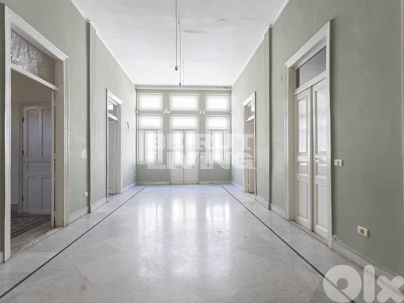 Charming Character | Heigh Ceiling | Sunny 0