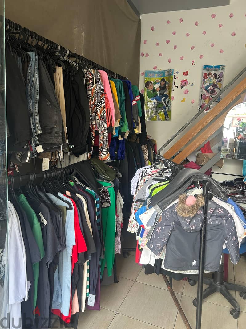 بضاعة محل كاملة للبيع 2