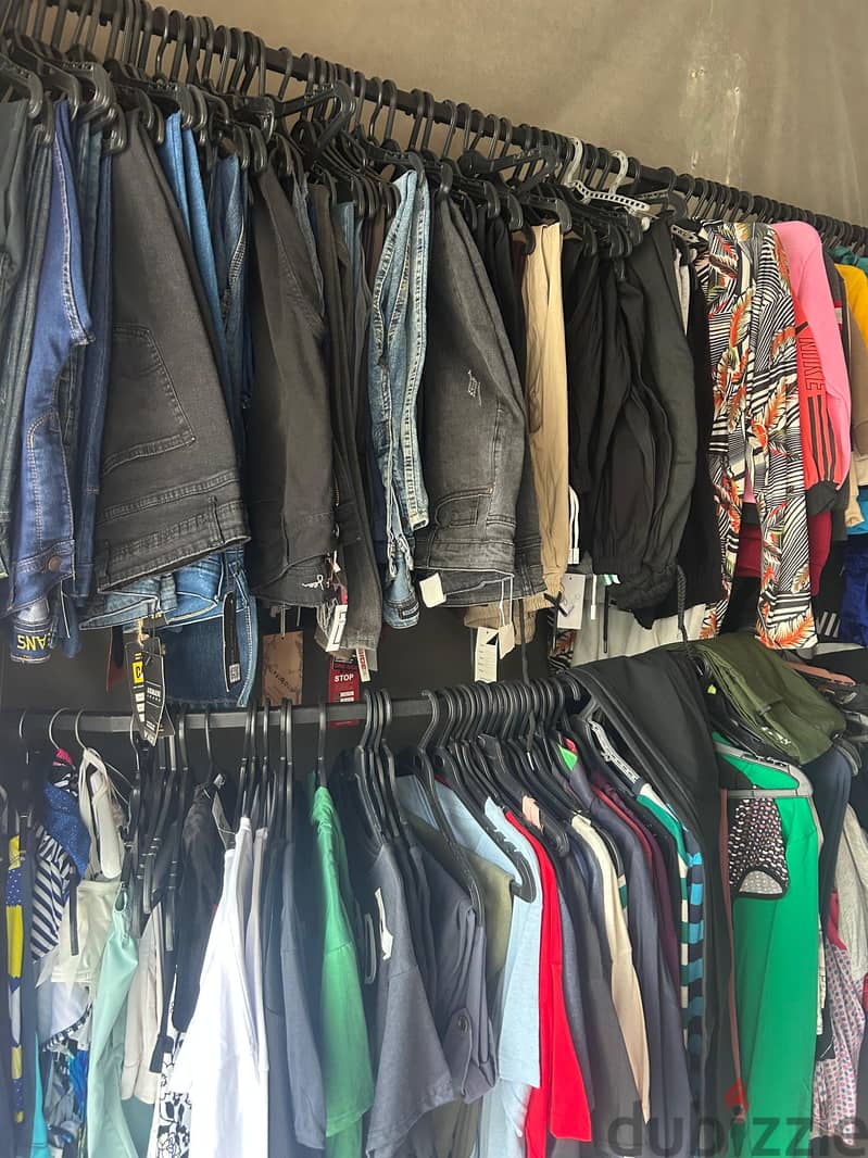 بضاعة محل كاملة للبيع 4