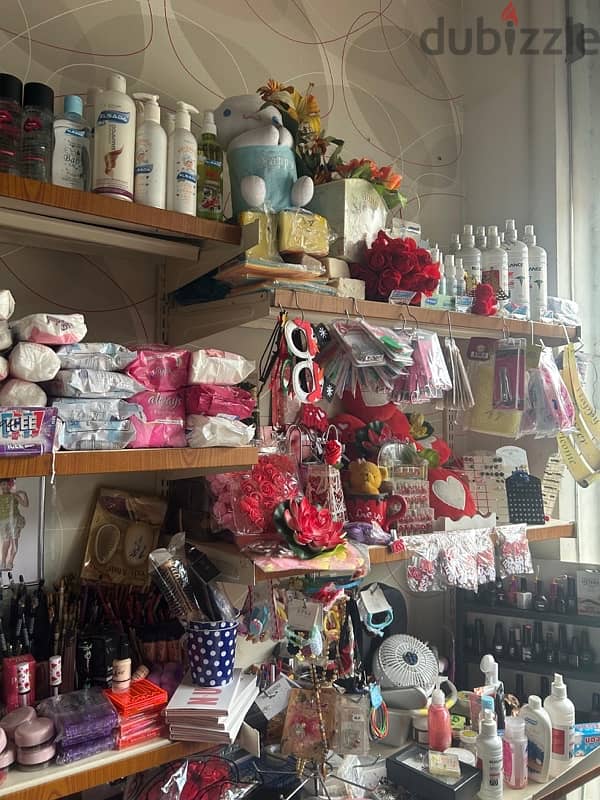 بضاعة محل كاملة للبيع 8