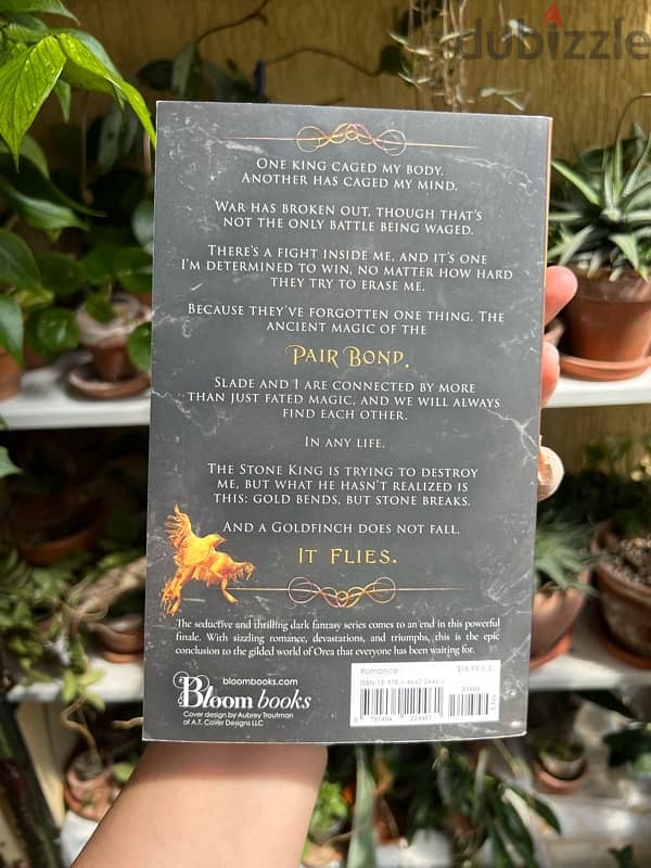 Goldfinch paperback book 1