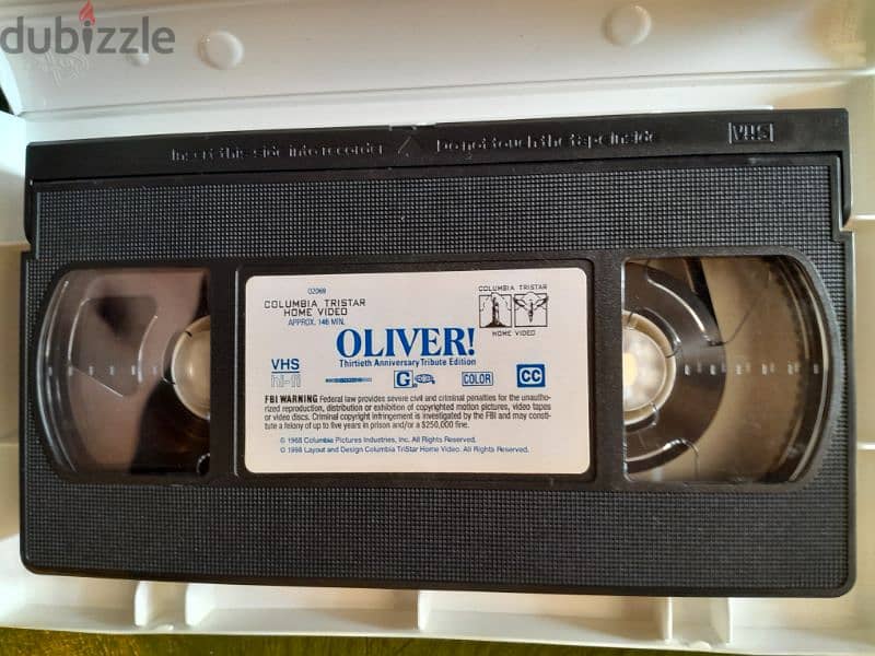 VINTAGE Oliver (VHS,1998,30th Tribute Edition Clam Shell Duracase 2