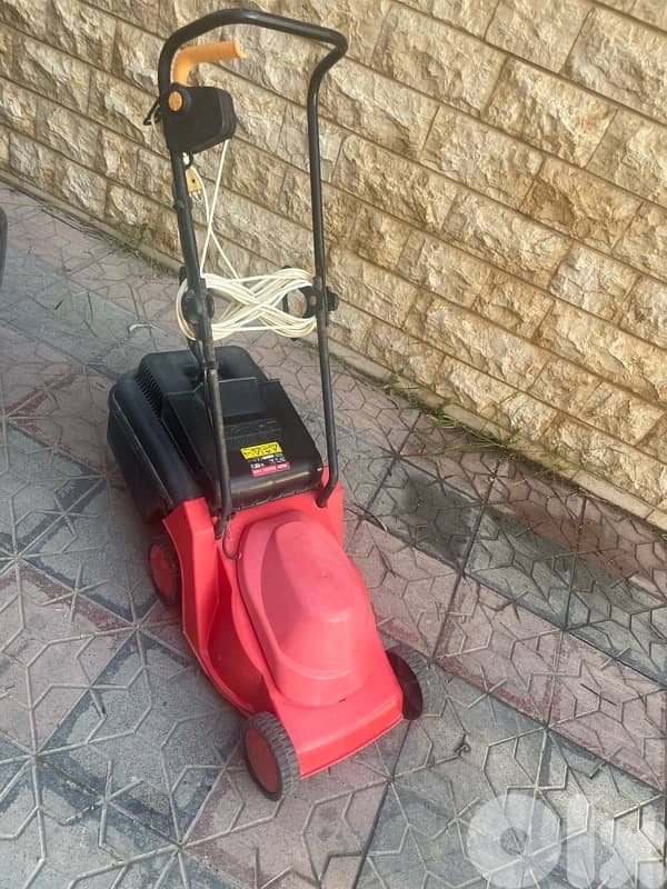 مكنة قص غازون 0