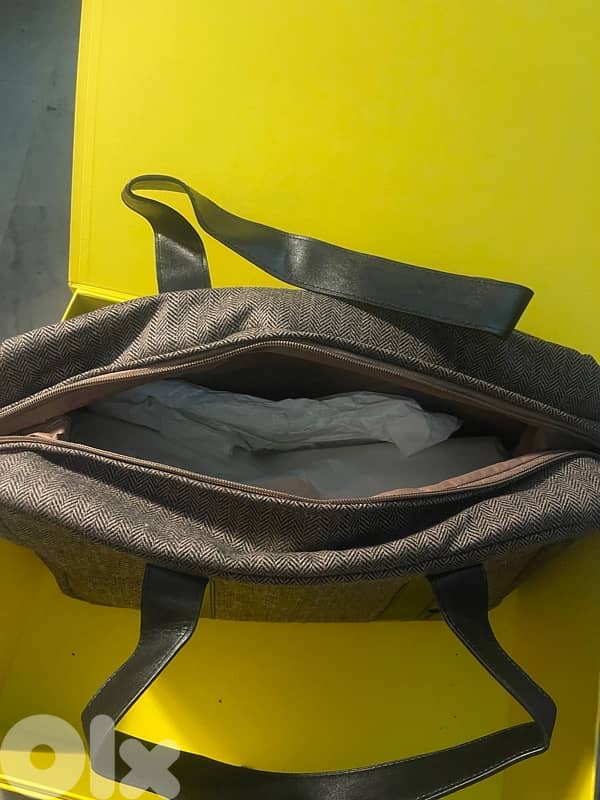 branded weekend bag 2