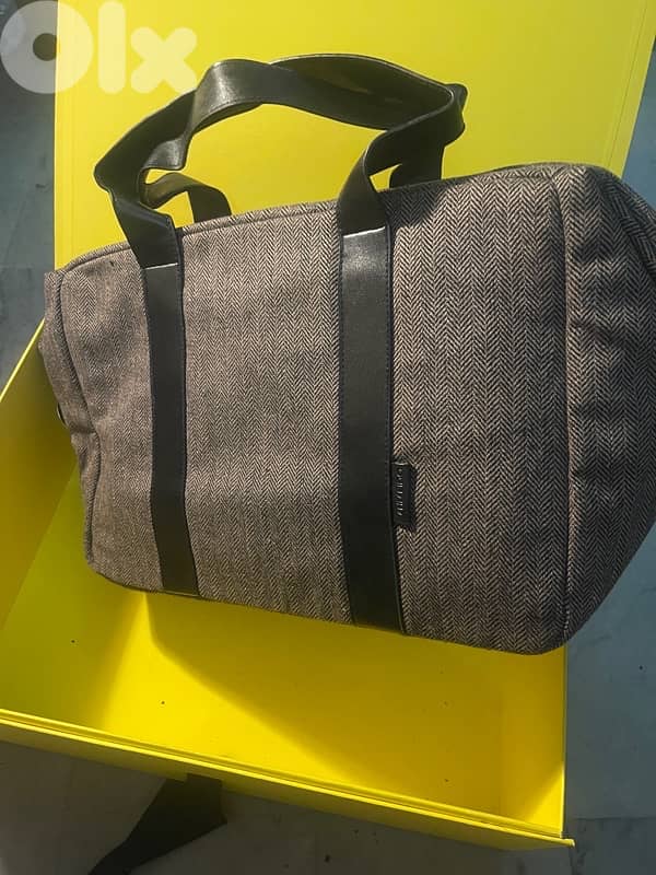 branded weekend bag 7