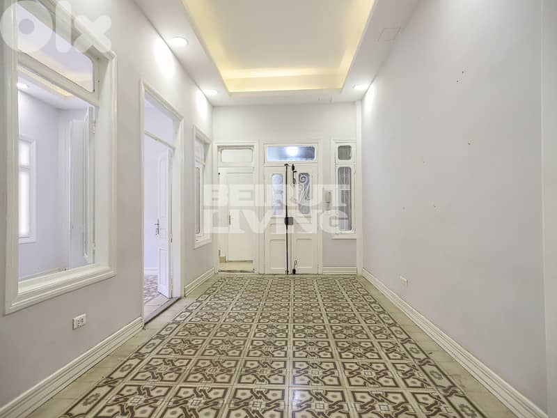 Cozy Traditional Flat | Prime Area | Balcony 0