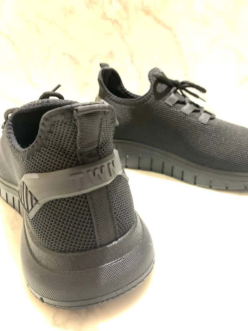 Ds Damat Tween Black Shoes 42 4