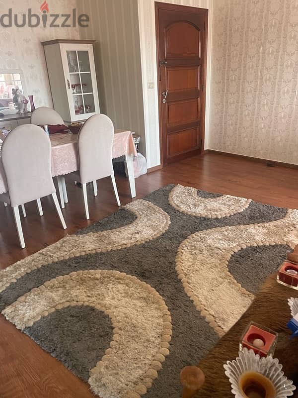 special carpet and Poof with accessories 2