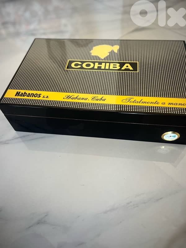cigar humidor 3