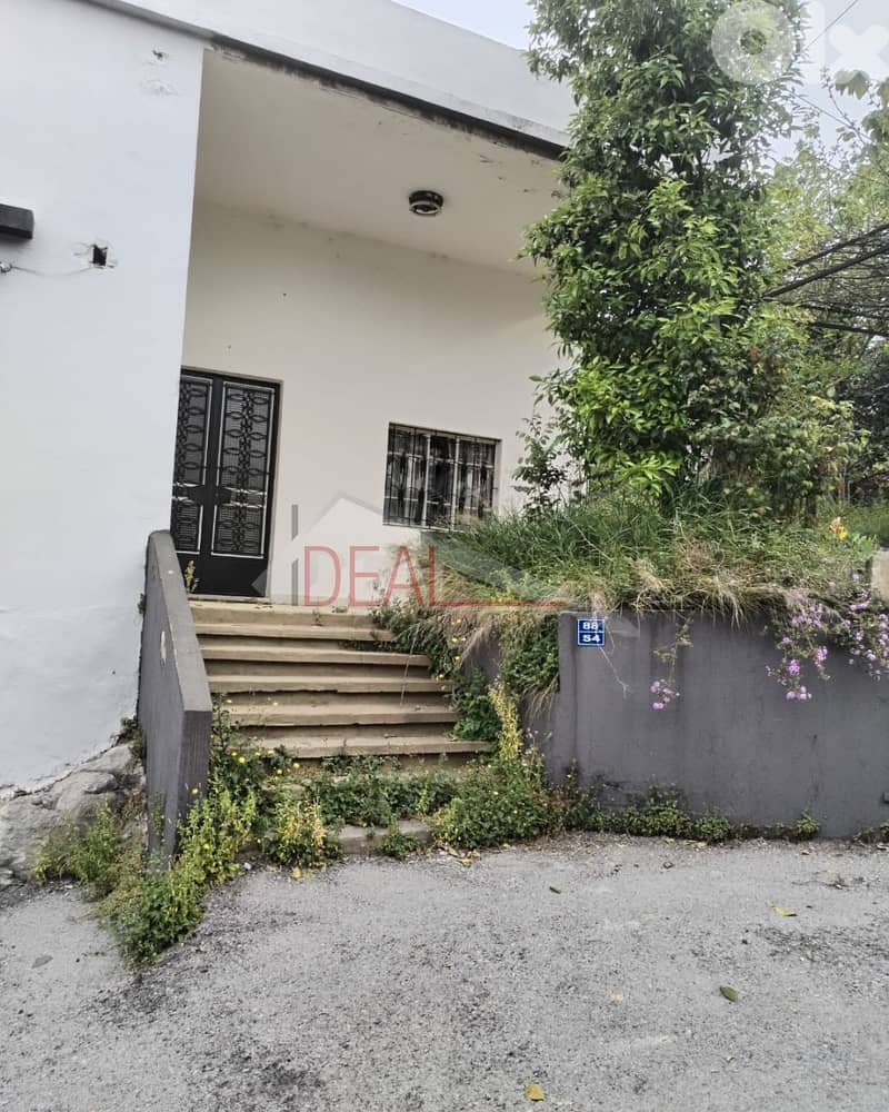 Land with house for sale in Jeita عقار مع منزل للبيع في جعيتا 2